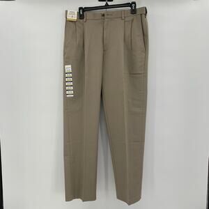 Haggar Iron Free Premium Khaki Pants Mens 32x30 Classic Fit Tan Pleated Front